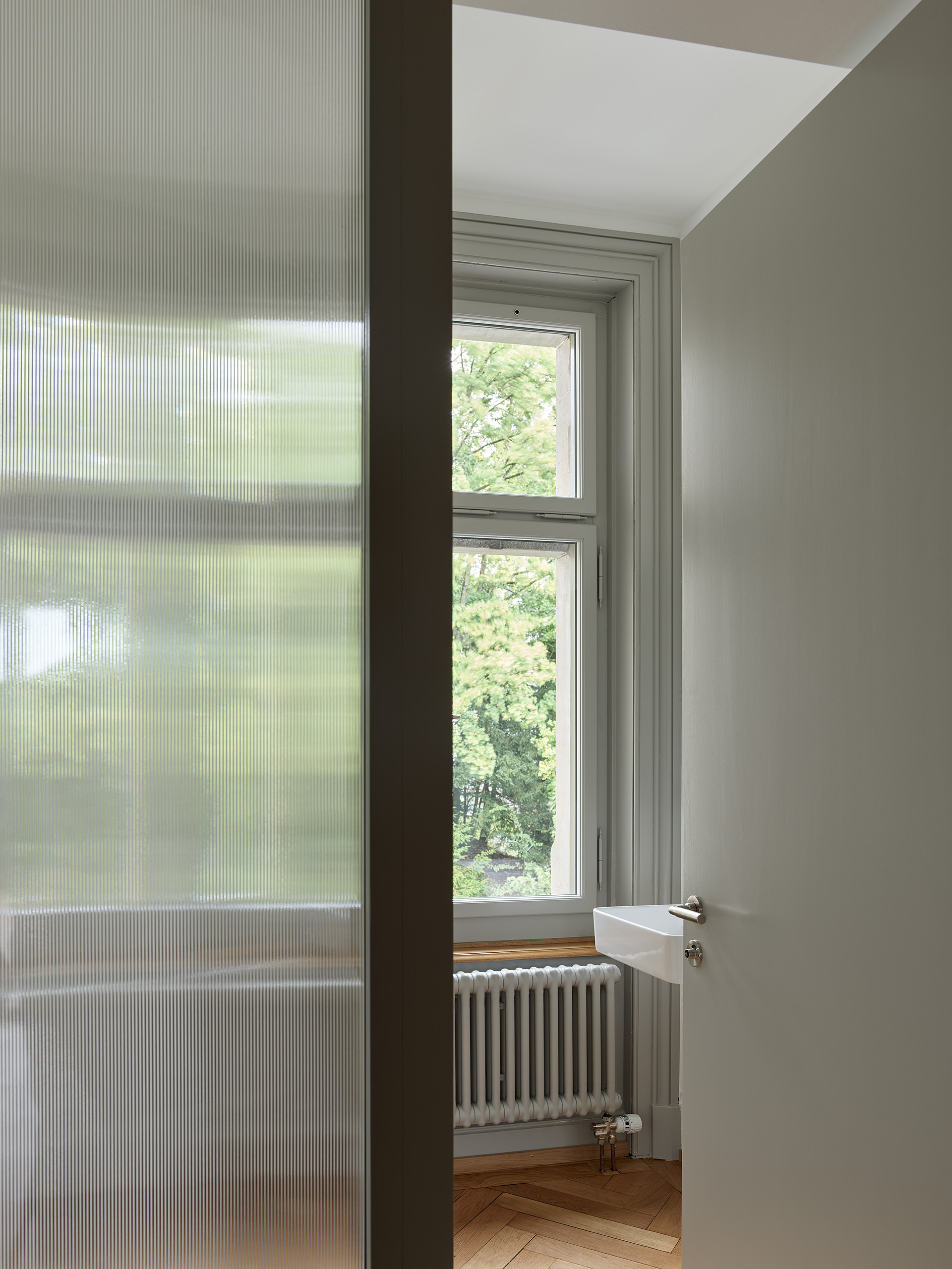 Ahp0088 AIQ4 012384 J2560